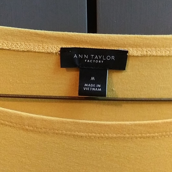 ANN TAYLOR FACTORY Blouse - Picture 2 of 3